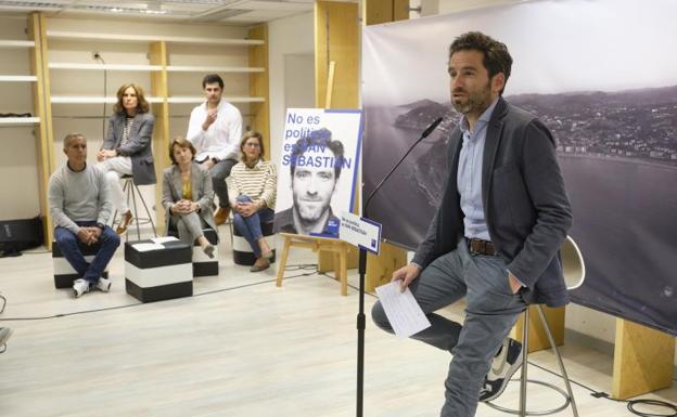 Sémper canta sus propuestas para Amara a ritmo de Mikel Erentxun