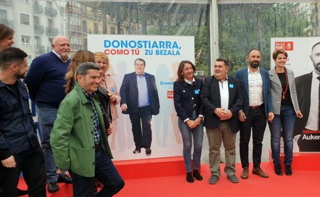 El PSE apela al voto de la izquierda social para liderar Gipuzkoa y San Sebastián