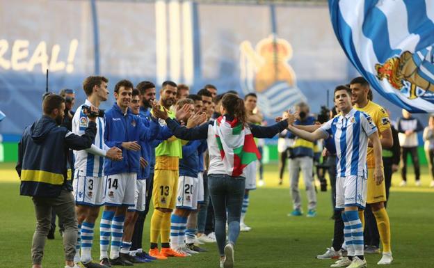 Anoeta clama: ¡Nahikari, quédate!