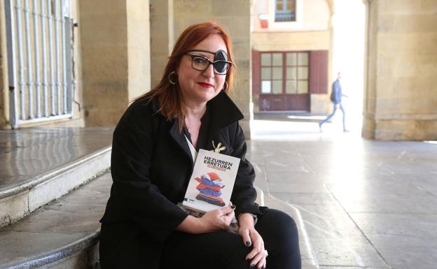 «Aldian-aldian erretura egin behar da»