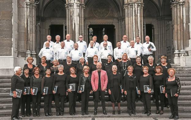 Una década de canto en el escenario