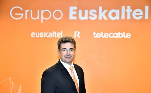 El Parlamento insta al Gobierno y a Kutxabank a reaccionar para garantizar el arraigo de Euskaltel