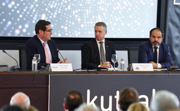 El Gobierno Vasco no descarta revisar su previsión anual de crecimiento de la economía