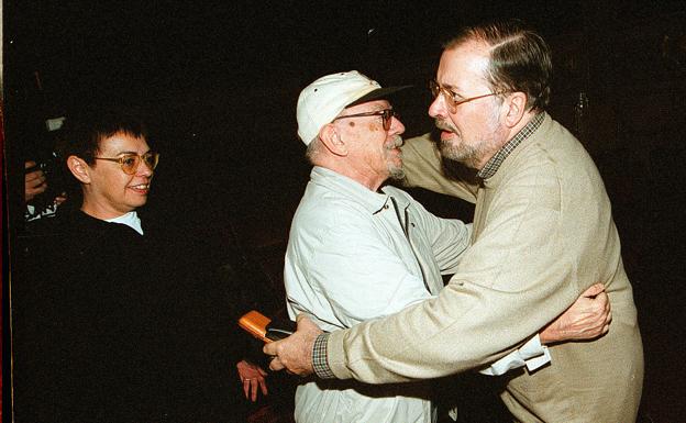 El día que Chicho Ibáñez Serrador llevó la Tamborrada de San Sebastián al 'Un, dos, tres...'