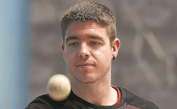 Irribarria tiene en sus manos igualar la mayor racha de txapelas de Aspe