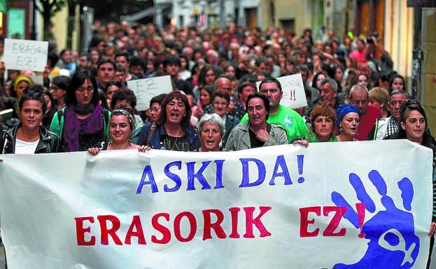 Condenado a ocho años y seis meses de cárcel por violar a su expareja en Errenteria