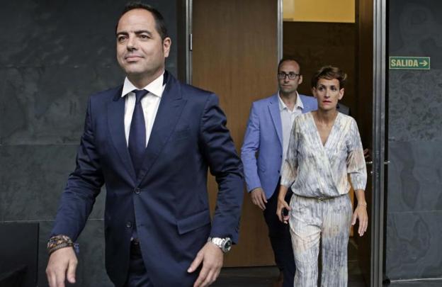 El PSN afronta la negociación decisiva para gobernar Navarra sin levantar el veto a EH Bildu