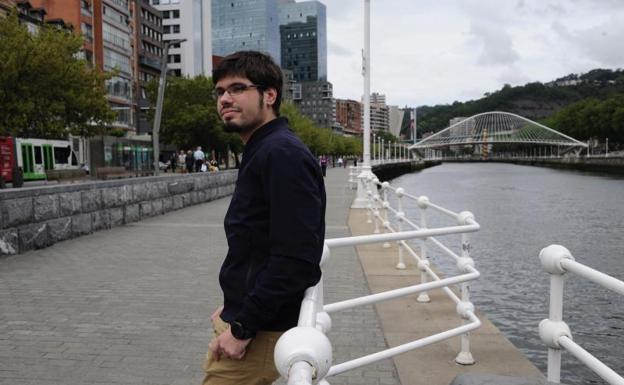 Lander Martínez: «Guste o no, EH Bildu representaa muchísimos vascos y tiene todo el derecho a ser entrevistado»