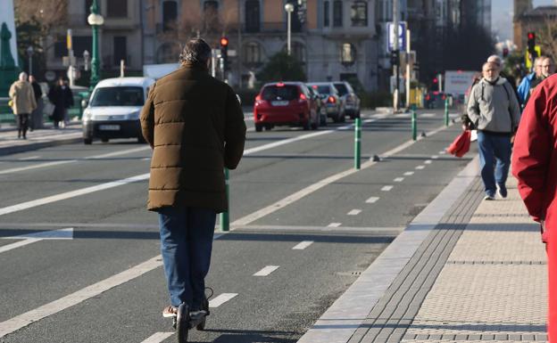 Un verano sin multas para los patinetes