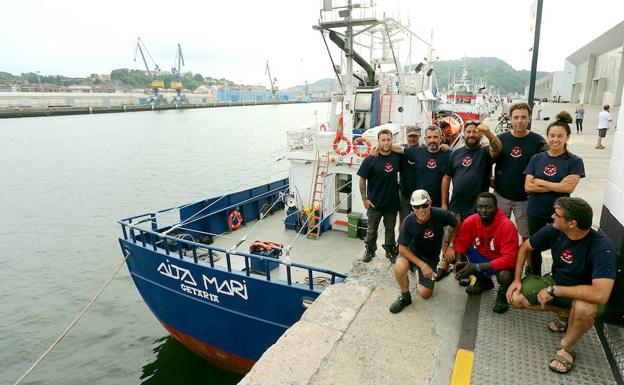 El 'Aita Mari' pretende regresar a Grecia en agosto