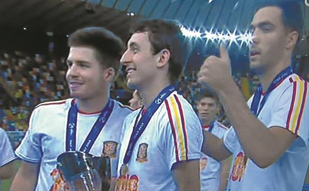 Los internacionales de la Real Sociedad se toman unas merecidas vacaciones 360 días después