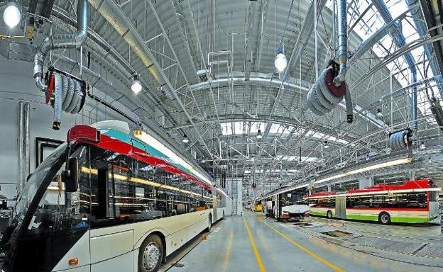 CAF logra en Milán un pedido de hasta 250 autobuses eléctricos, el mayor de Europa