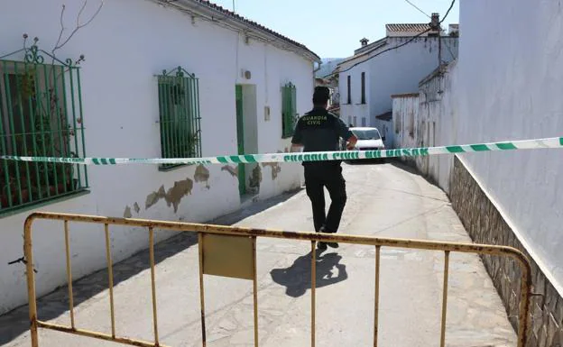 Un militar retirado mata a su mujer y luego se suicida en Málaga