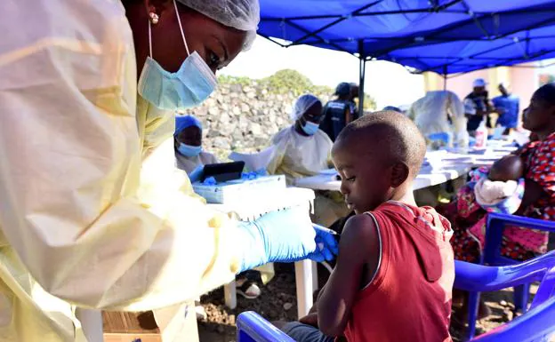La OMS calcula que frenar el ébola obligará a realizar un esfuerzo millonario