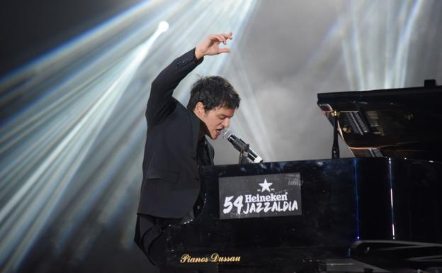 Canción protesta y desenfado jazzero en el arranque del Jazzaldia