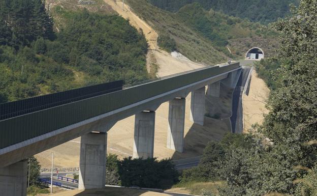 Fomento reactiva las obras del TAV en Bizkaia tras la última petición de Urkullu