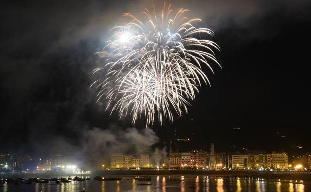 Unos fuegos con precisión alemana