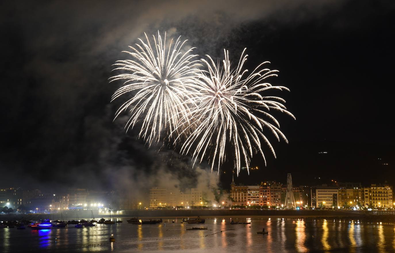 Unos fuegos con precisión alemana