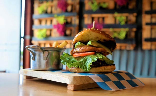 4 recetas de hamburguesas gourmet y sus ingredientes