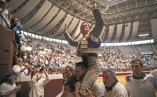 'El Juli' gana la Concha de Oro y los Núñez de Cuvillo, el Premio DV Paco Apaolaza