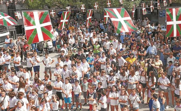 Proclaman unos sanbartolomés en Ibarra paritarios y sin agresiones sexuales