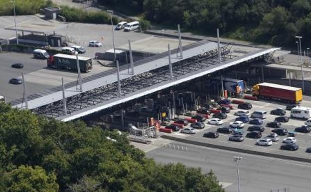 Tranquilidad en las carreteras en la víspera de la cumbre del G-7 en Biarritz