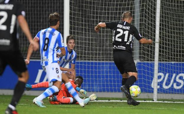 El Sanse de Alonso se estrena con un punto