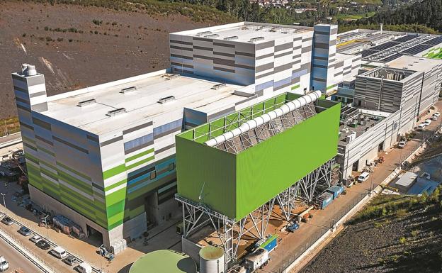 La incineradora de Zubieta culmina su construcción y arranca su fase de pruebas