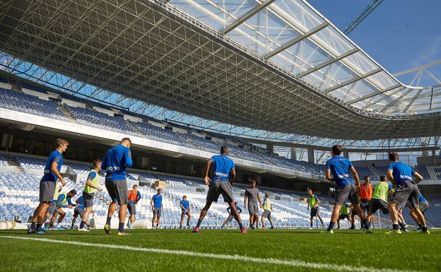 Preestreno del primer gran acto en el nuevo Anoeta