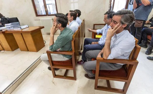 El fiscal reclama seis años de cárcel para cada uno de los hermanos Ruiz-Mateos por estafa