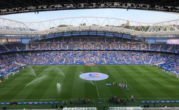 La afición toma el nuevo Anoeta