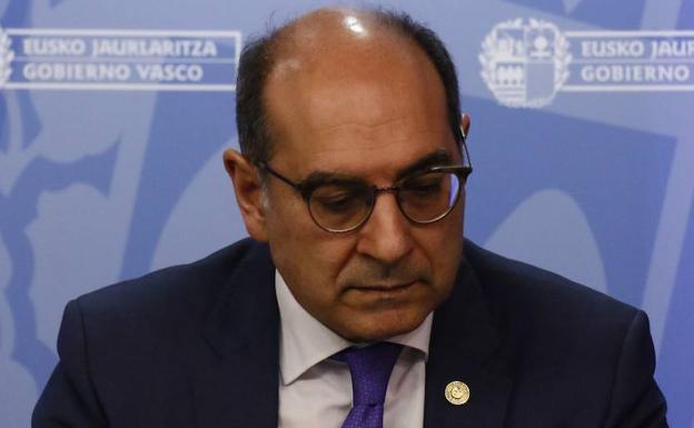El juzgado investiga una reunión de Darpón con uno de los tribunales investigados de la OPE de Osakidetza
