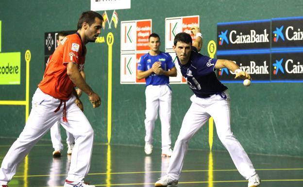 Y el público les despidió en pie...