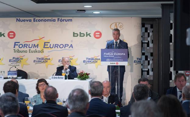 Urkullu confía en que el 155 no se aplique «ni este momento ni nunca» en Cataluña