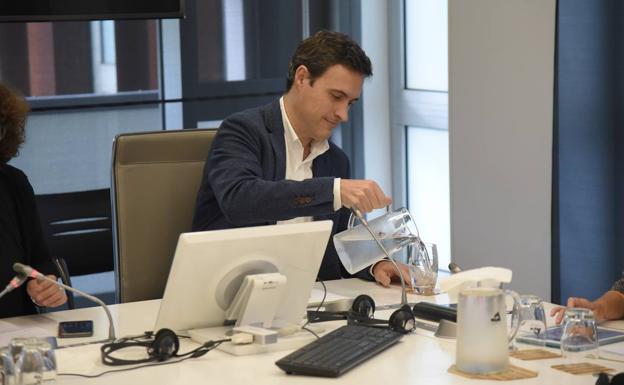 La Hacienda foral se marca como objetivo «seguir siendo el lugar del mundo con menos desigualdades sociales»