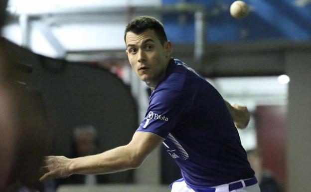 Jaka mantiene con vida a Irribarria