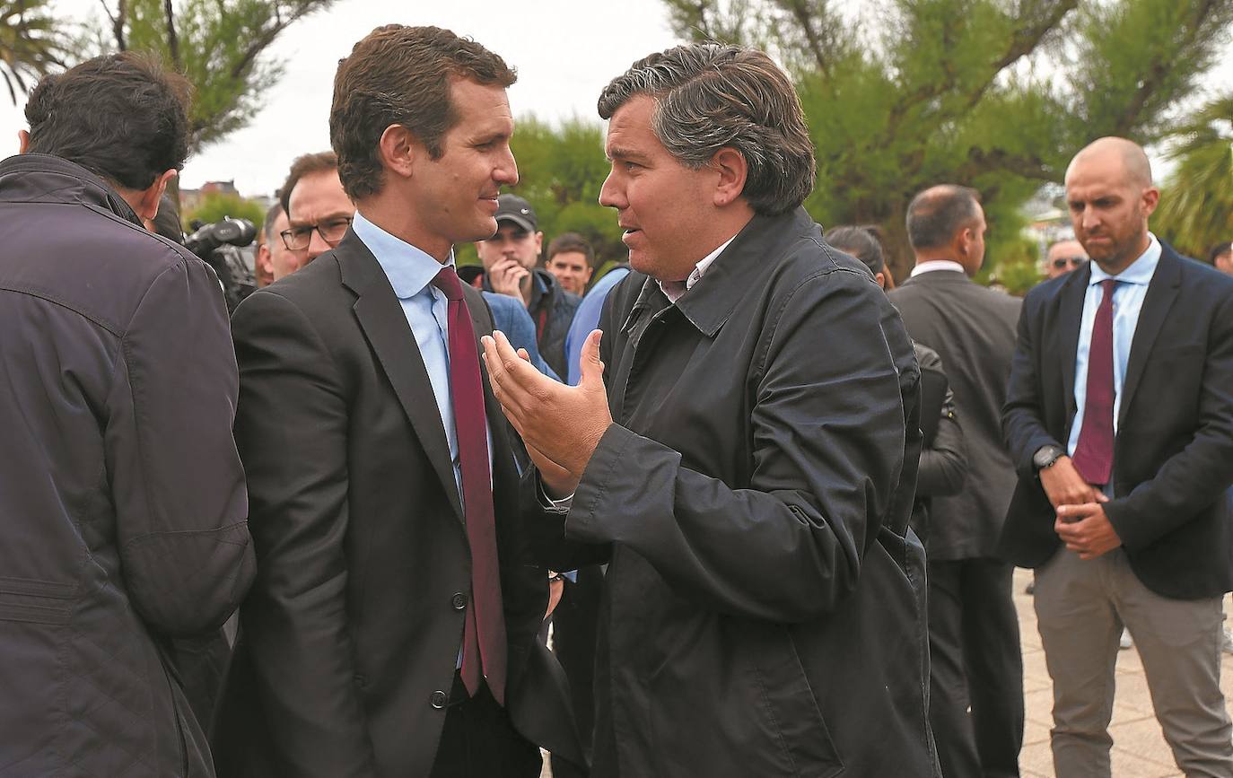Casado vuelve a imponer a Arcauz como candidato y reabre la brecha con el PP vasco