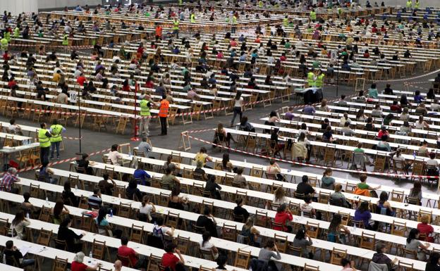 Osakidetza descarta OPE masivas y reduce el número de componentes de los tribunales