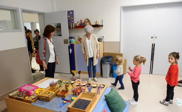 Uriarte valora «la vitalidad» que las eskola txikiak dan a los pueblos