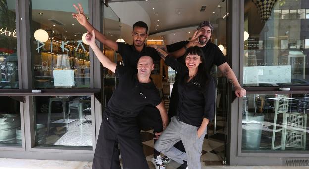 Pika, tasca con sólido fogón