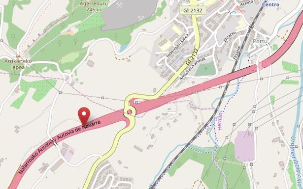 Heridos un padre y sus dos hijos al volcar su todoterreno en la A-15 a la altura de Urnieta