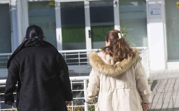 Artolazabal reconoce que no ha «acertado» con la «fórmula» de tramitación de la reforma de la RGI