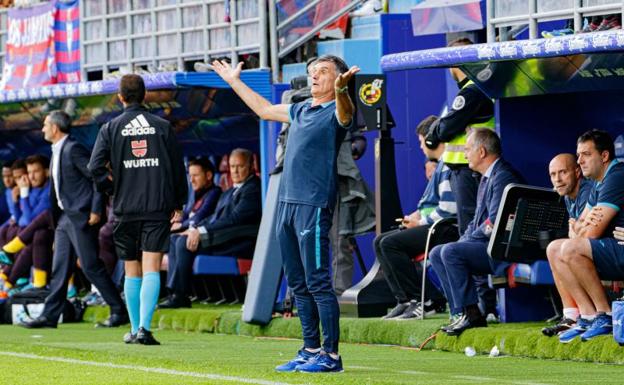 Mendilibar : «Quizá me haya equivocado yo y no mis jugadores»