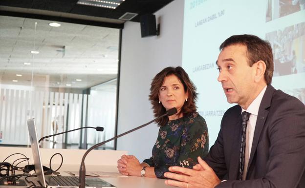 La empleabilidad de los titulados de MU ronda el 90% y el paro afecta al 3,4%