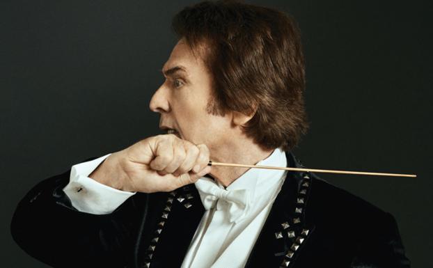 Raphael remoza sus éxitos en clave sinfónica y electrónica