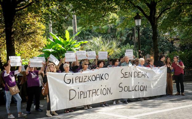 ELA convoca un nuevo mes de huelga en las residencias