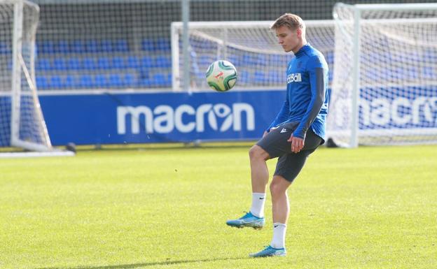 Odegaard sigue al margen del grupo