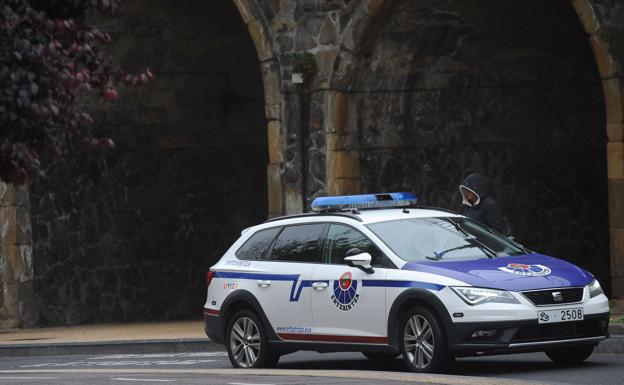 La Ertzaintza recupera en Hernani una autocaravana robada en Finlandia