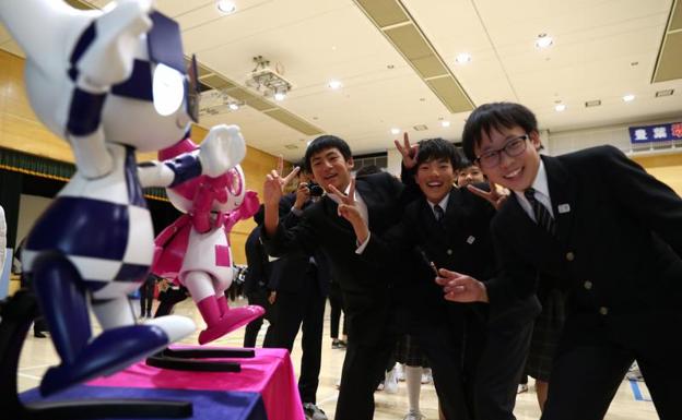 Mascotas-robot para los juegos de Tokio 2020