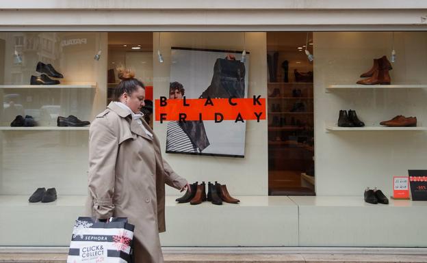 Ciberataques, estafas o minicréditos, la otra cara de las compras masivas